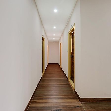 Collection O Utsav Grand Hotel Бангалор Екстериор снимка