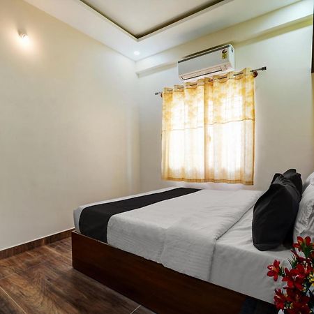 Collection O Utsav Grand Hotel Бангалор Екстериор снимка