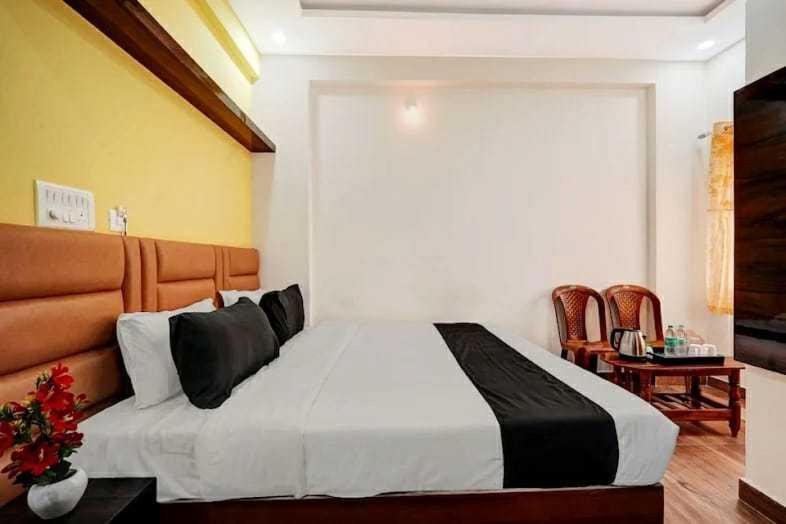 Collection O Utsav Grand Hotel Бангалор Екстериор снимка
