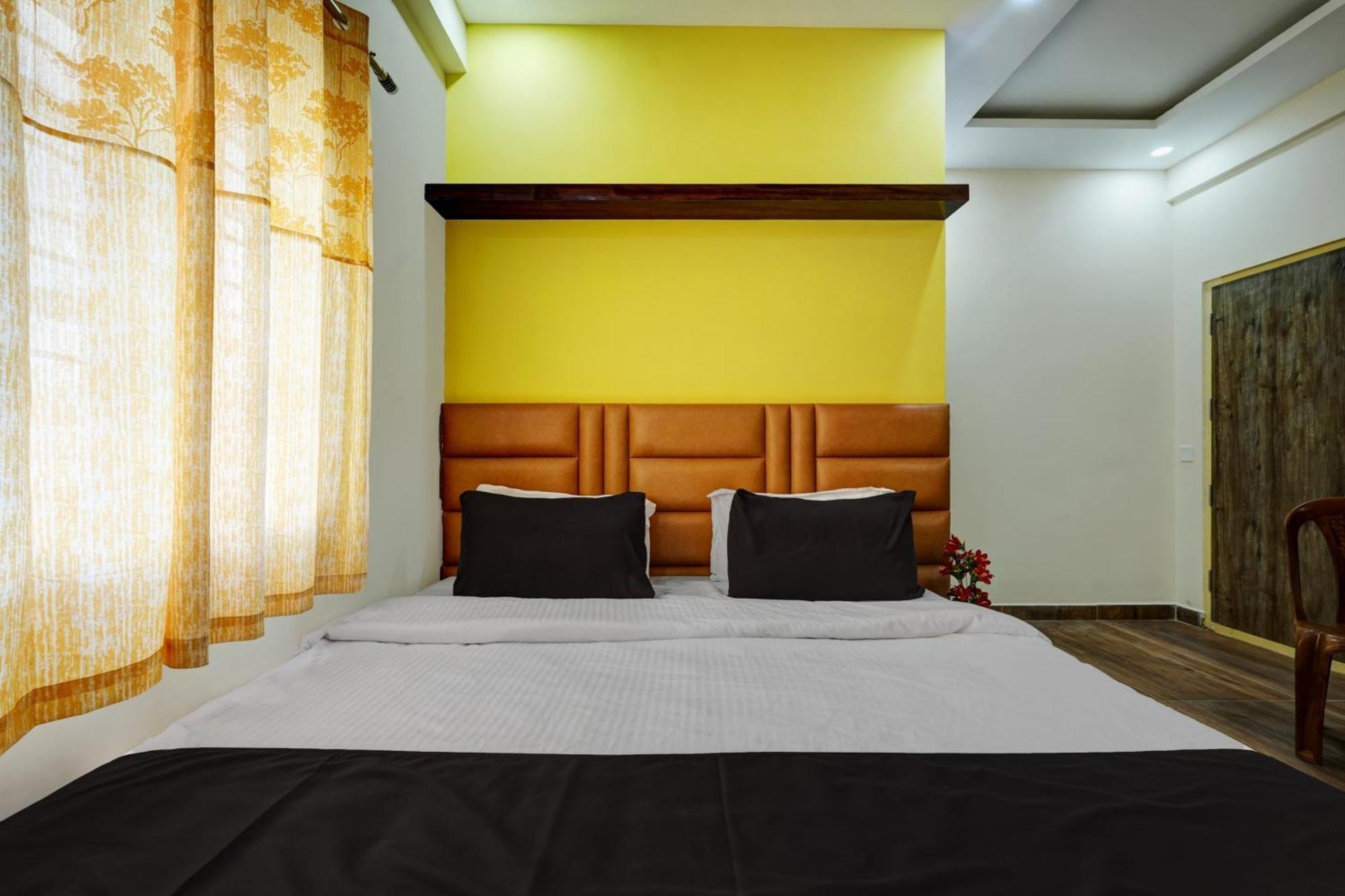 Collection O Utsav Grand Hotel Бангалор Екстериор снимка