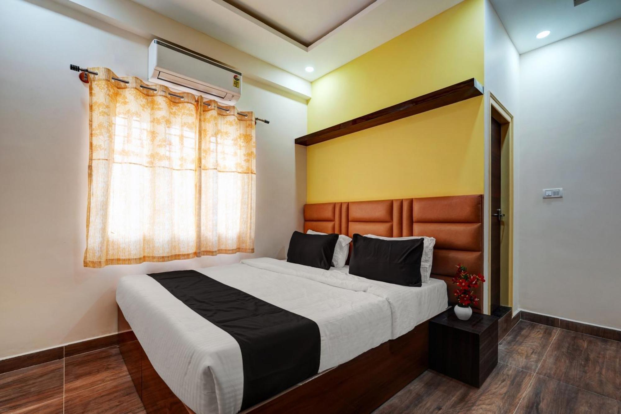 Collection O Utsav Grand Hotel Бангалор Екстериор снимка